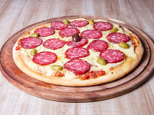 Pizza Calabresa